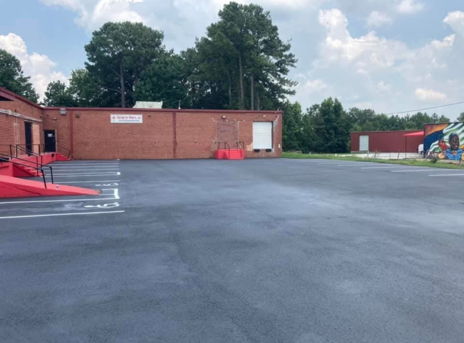 Finished sealcoated commercial parking lot